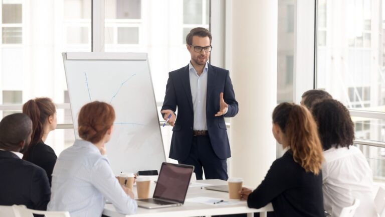 為什麼現代企業主越來越需要？企業教練能帶來的 7 大好處