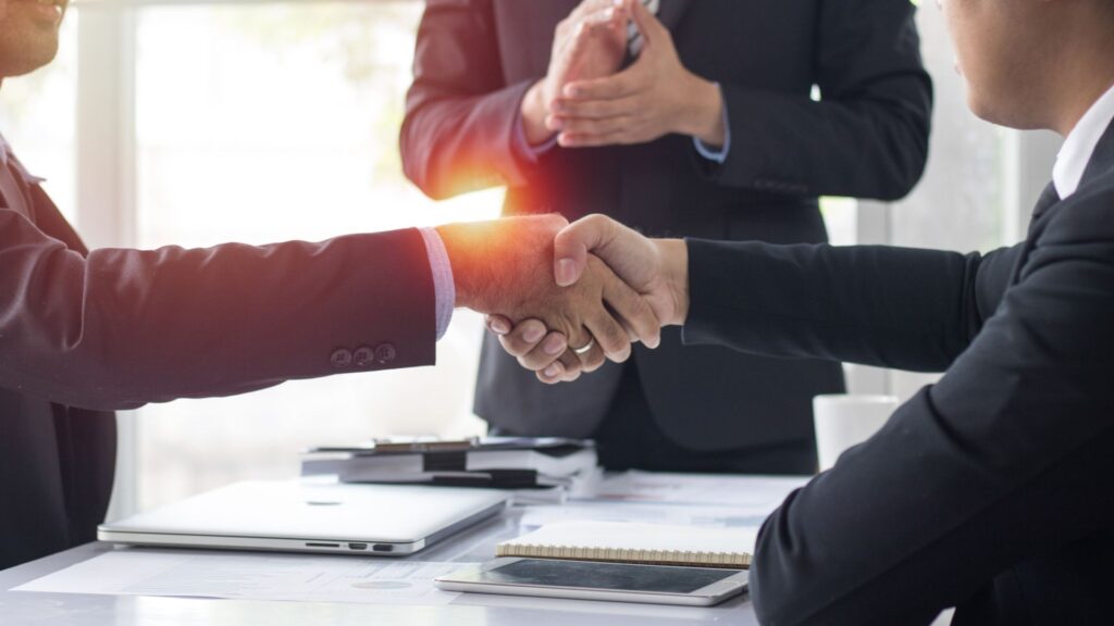 達成交易的關鍵，企業營收成長必備 5 個銷售技巧
